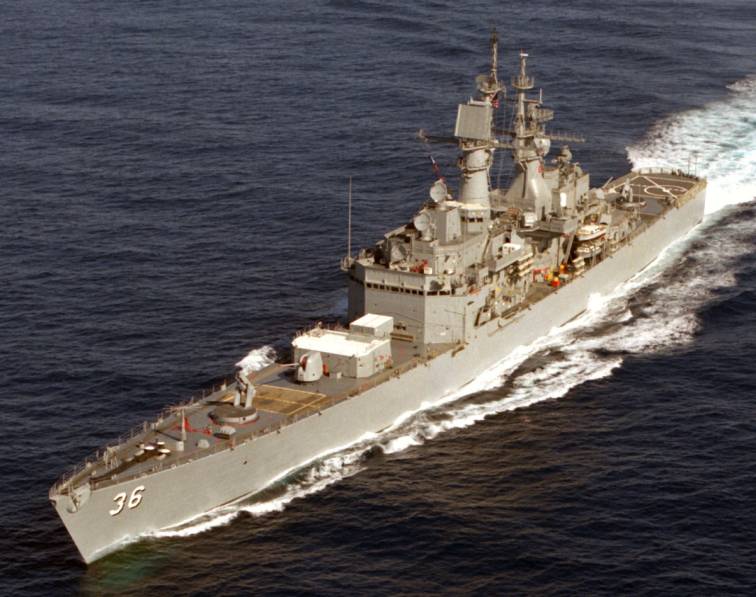 파일:USS_California_CGN36.jpg